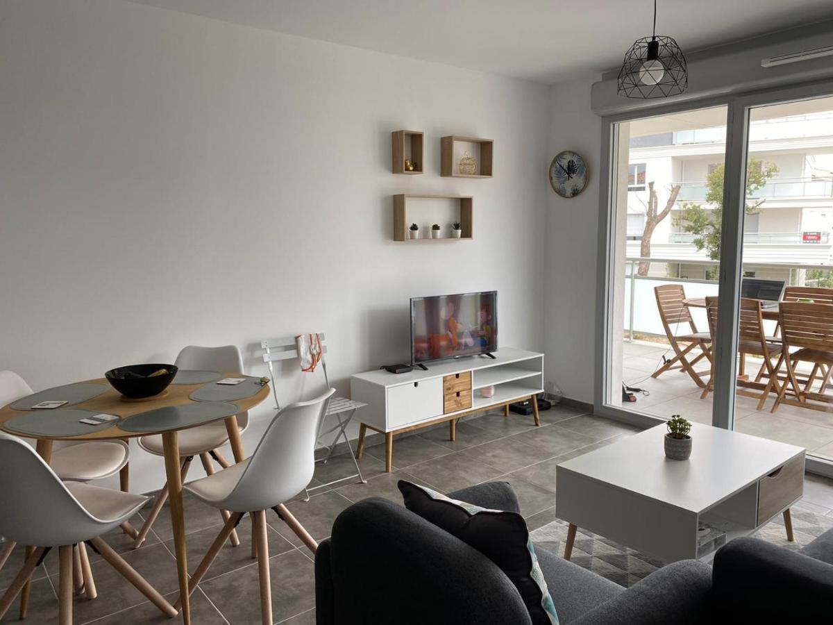 Appartement Neuf Moderne Avec Piscine Пюже-сюр-Аржан Екстериор снимка